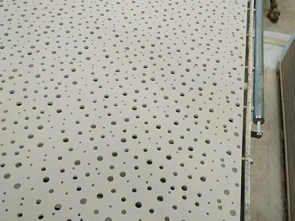 穿孔石膏板系列