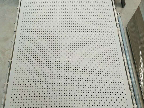 穿孔石膏板系列